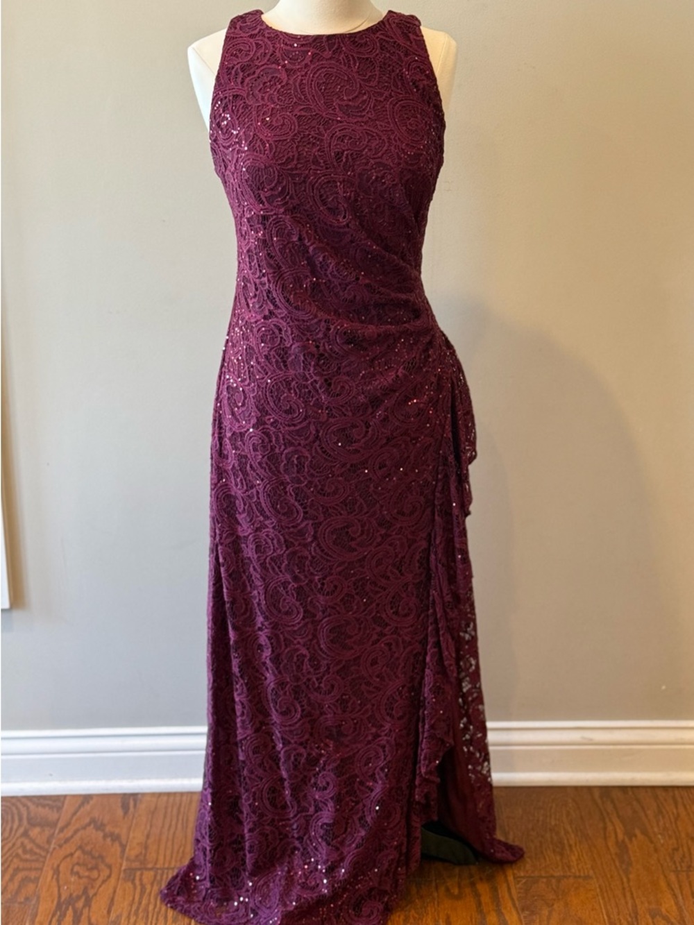Alex Evenings Sleeveless Lace Maxi Dress in Burgundy